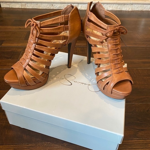 Jessica Simpson peep toe strappy heels - Picture 3 of 5